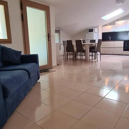 A 2 Passi Dalla *